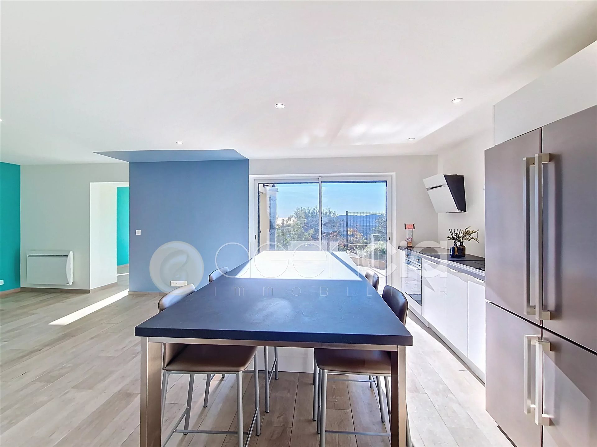 Appartement à vendre, 74m², Spéracèdes