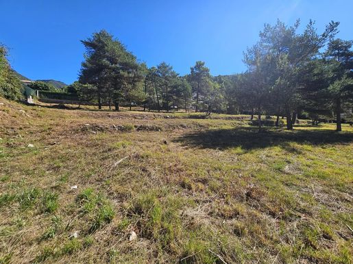 Terrain, terrain 641 m² — Levens (Alpes-Maritimes) · 208 000 €
