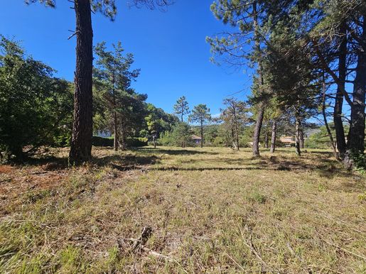 Terrain, terrain 611 m² — Levens (Alpes-Maritimes) · 198 000 €