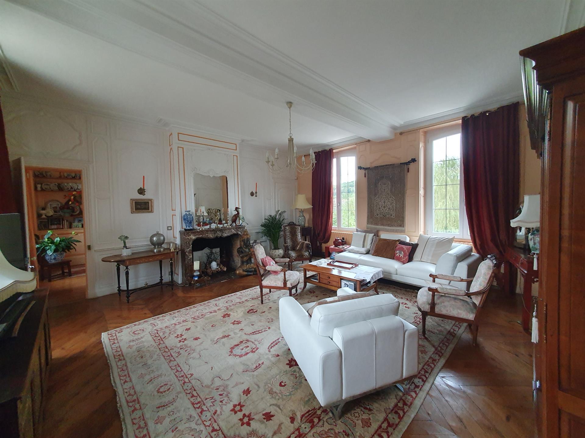 Maison à vendre, 327m², Pont-l'Evêque