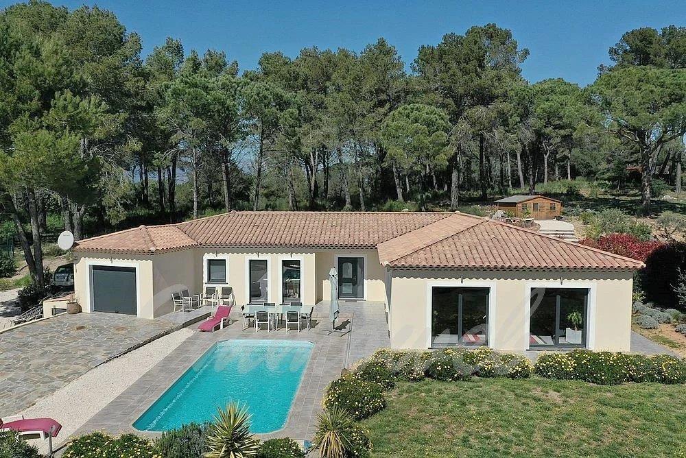 Maison à vendre, 180m², Bagnols-en-Forêt