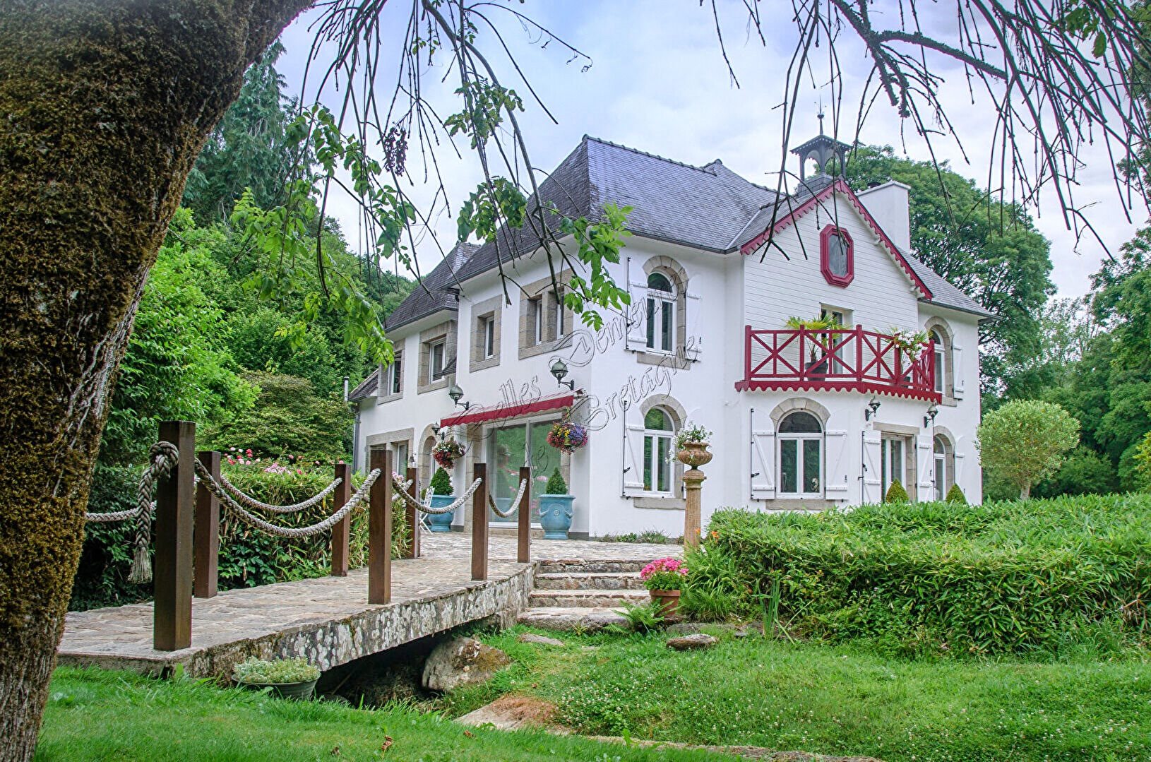 Maison à vendre, 238m², Châteauneuf-du-Faou