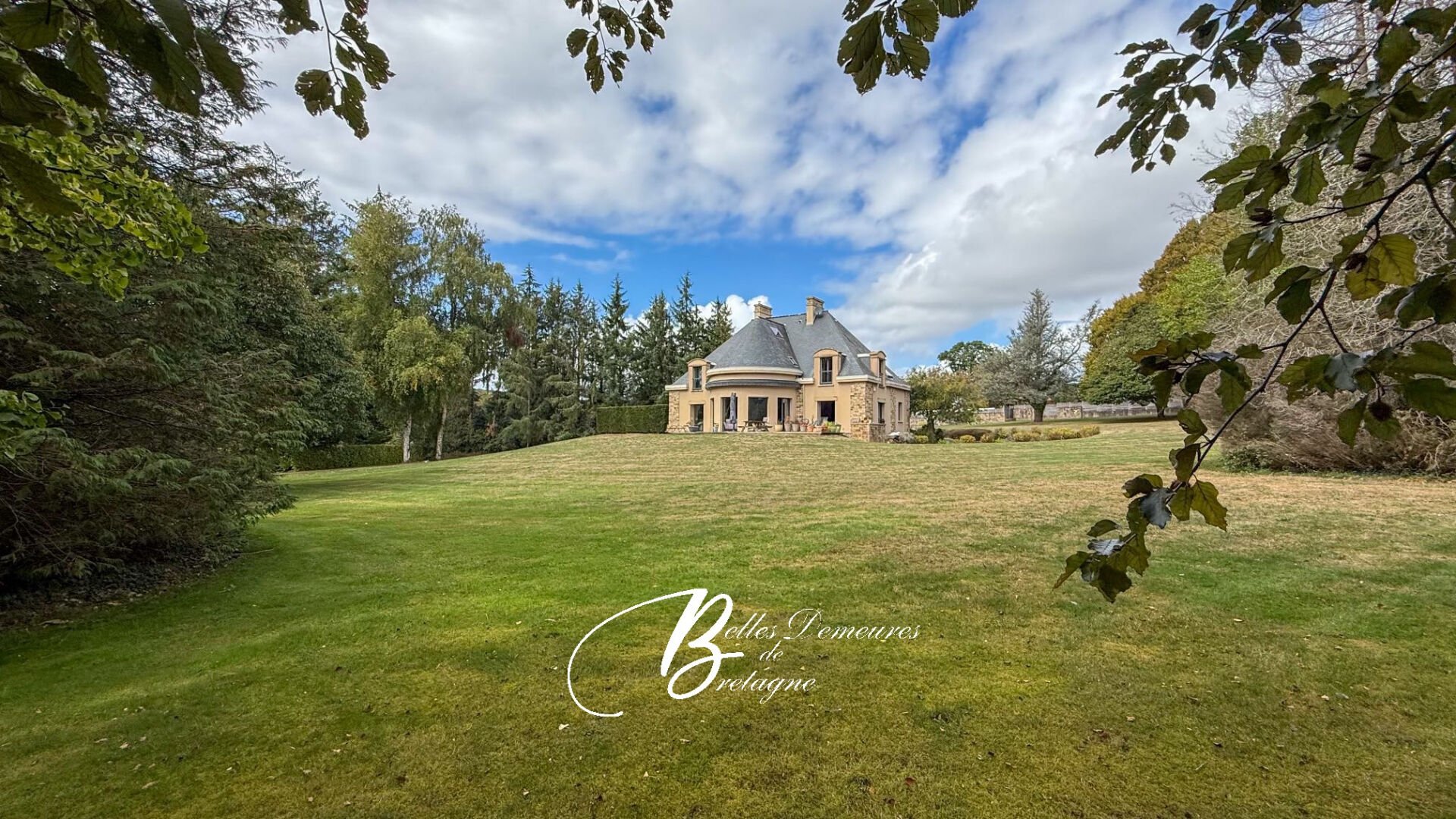 Maison à vendre, 318m², Châteaulin