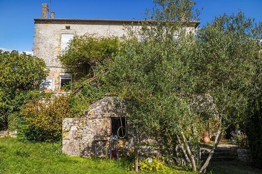 Maison 6 pièces 140 m² · à Mauroux · 140 m² · 175 000 €