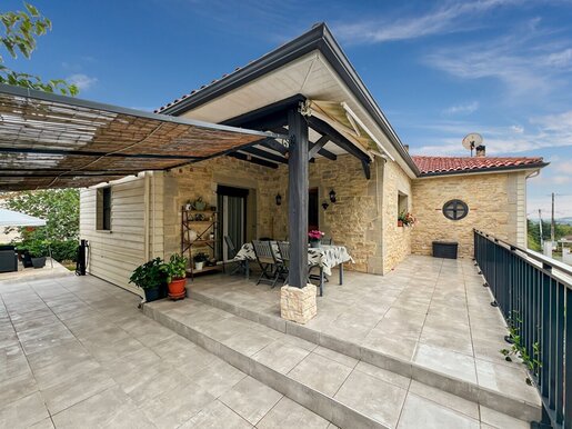 Maison 6 pièces 118 m² · à Monsempron-Libos · 118 m² · 245 000 €