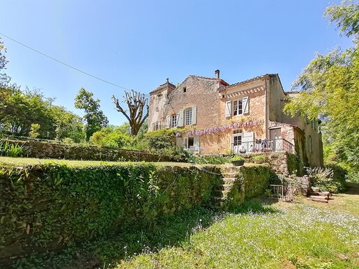 Maison 10 pièces 260 m² · à Blanquefort-sur-Briolance · 260 m² · 349 000 €