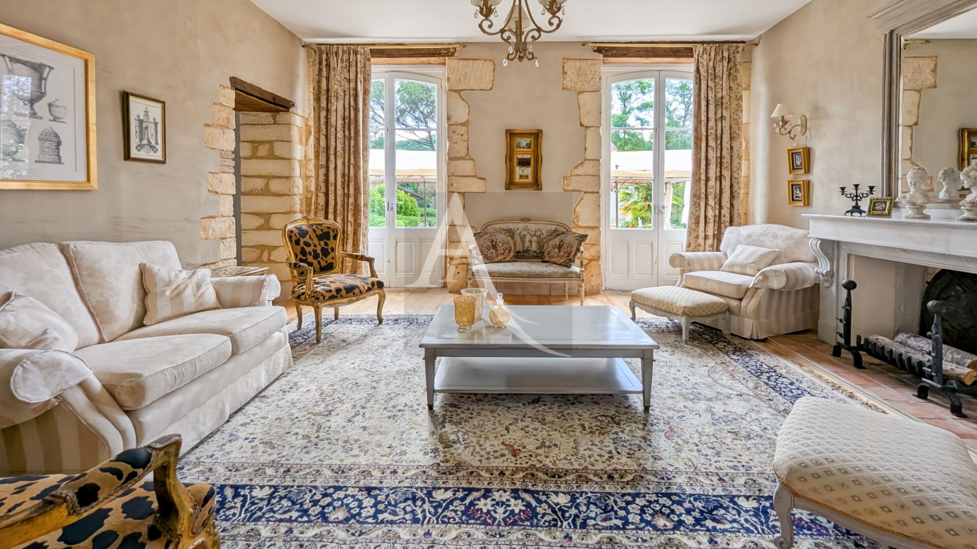 Maison à vendre, 717m², Saint-Front-sur-Lémance