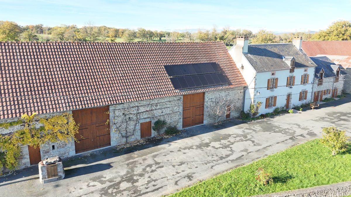 Maison à vendre, 326m², Gouzon