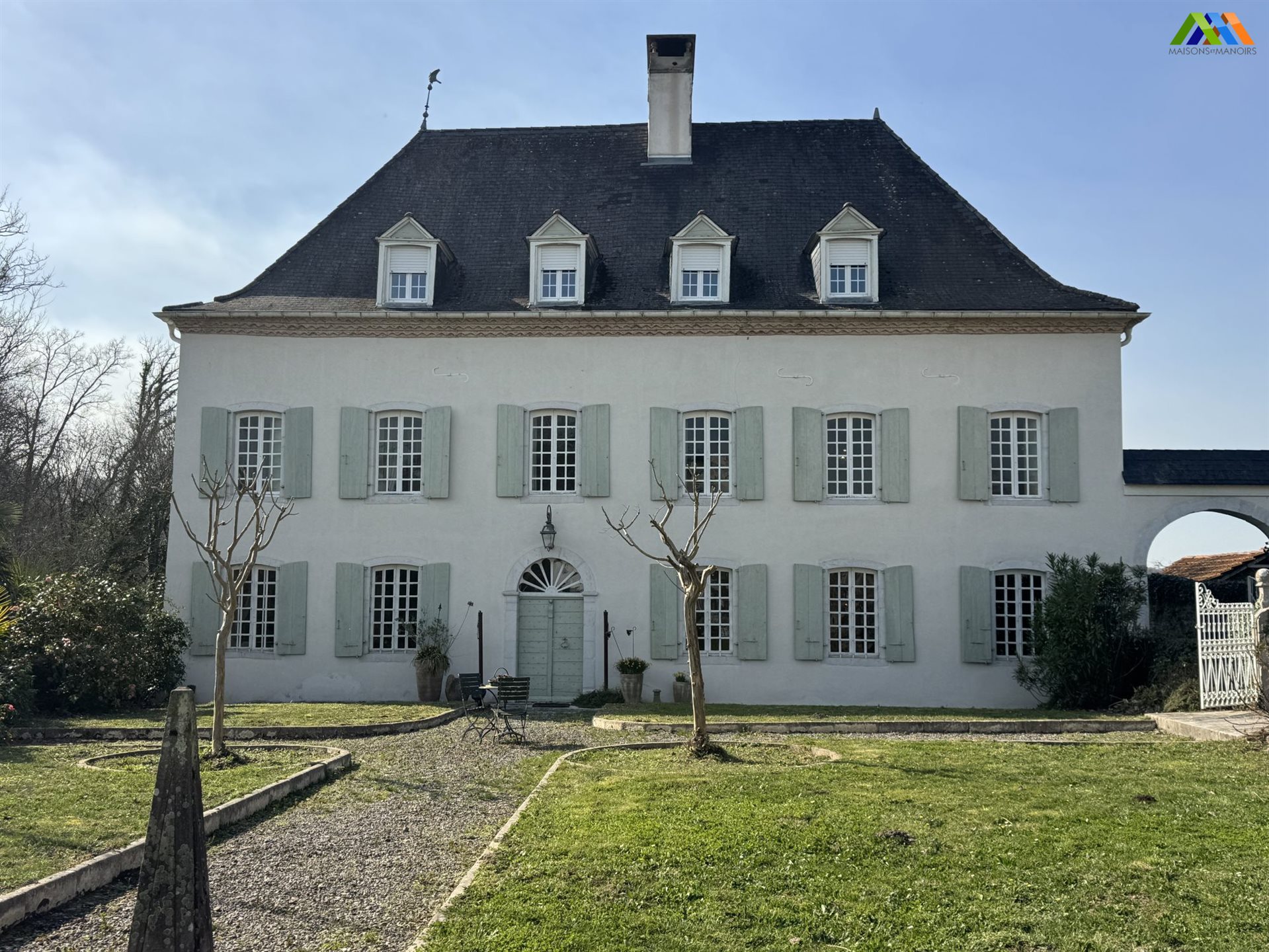 Maison à vendre, 408m², Sauveterre-de-Béarn