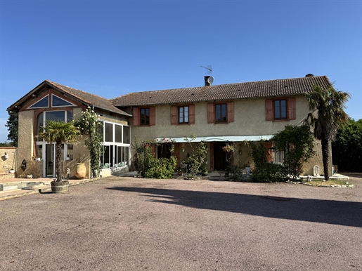Maison 7 pièces 173 m² · à Miélan · 173 m² · 365 000 €