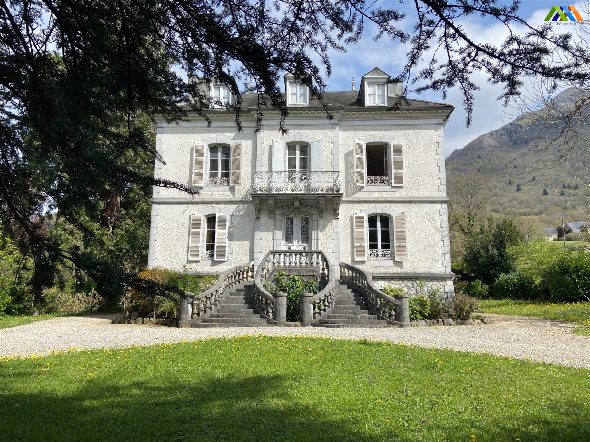 Maison à vendre, 350m², Louvie-Juzon