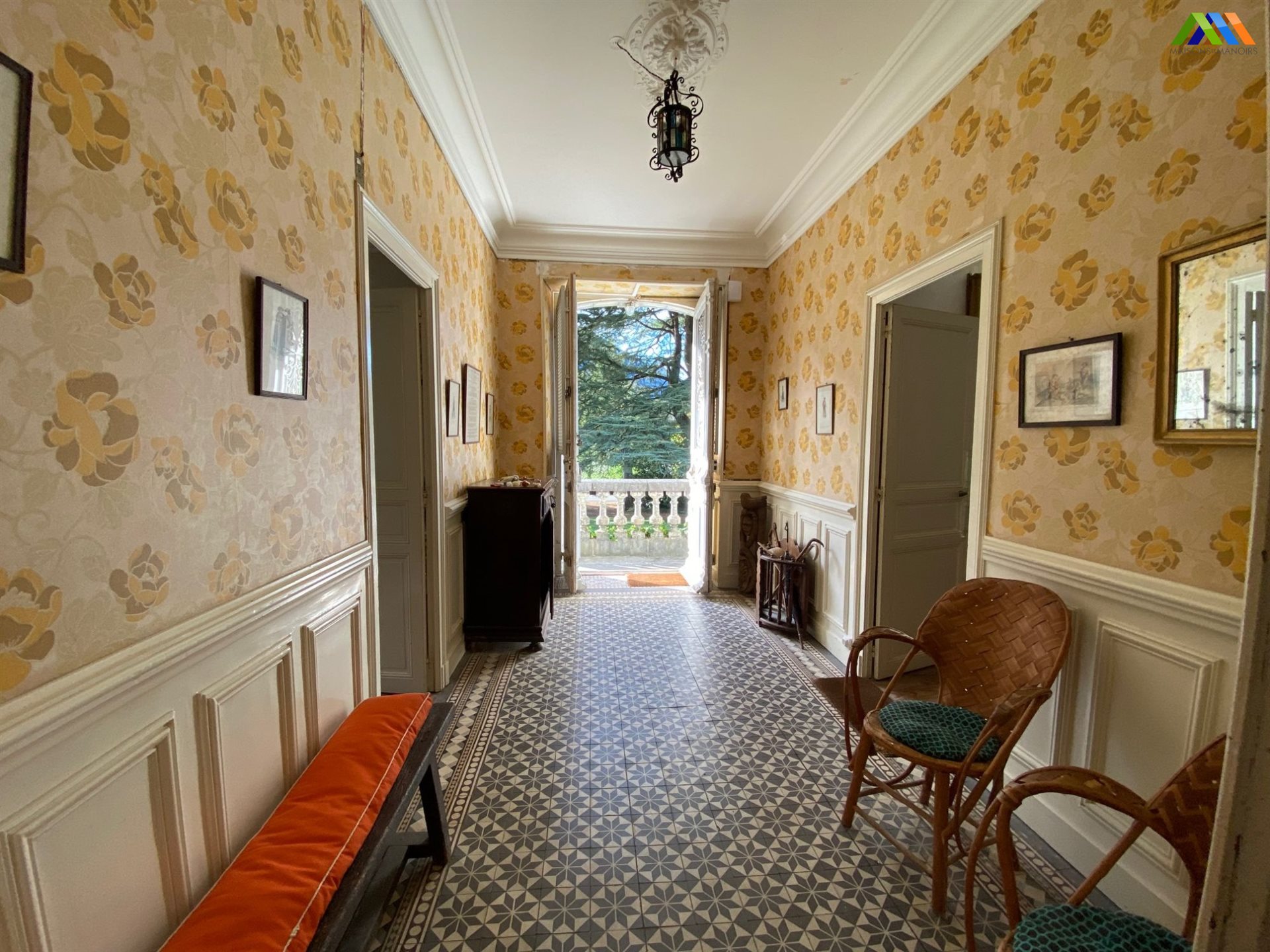 Maison à vendre, 350m², Louvie-Juzon