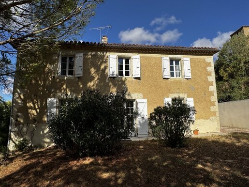 Maison 6 pièces 128 m² · à Auch · 128 m² · 215 000 €
