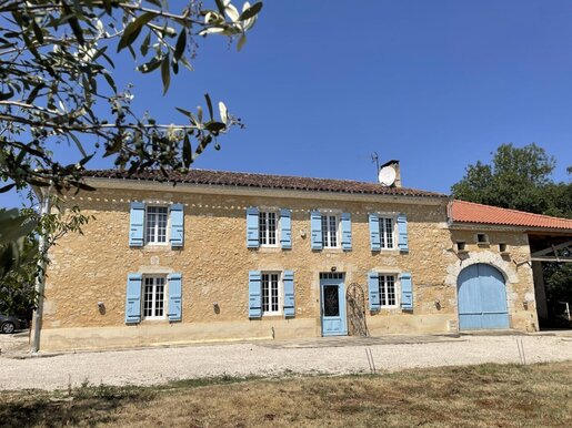 Maison 8 pièces 350 m² · à Condom · 350 m² · 399 000 €