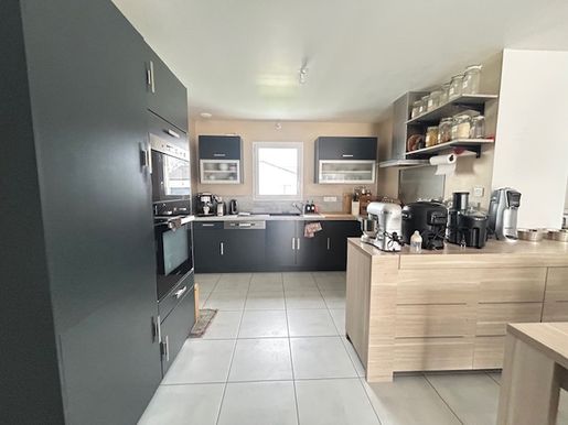 Maison 4 pièces 80 m² · à Coëx · 80 m² · 249 900 €