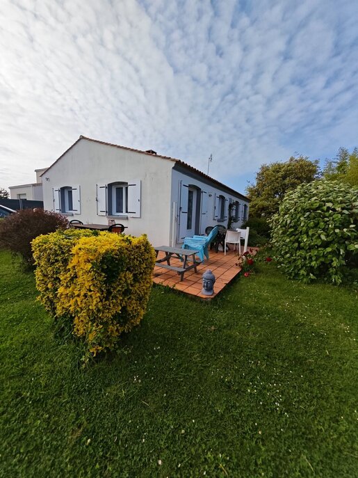 Maison 5 pièces 101 m² · à Brem-sur-Mer · 101 m² · 385 000 €