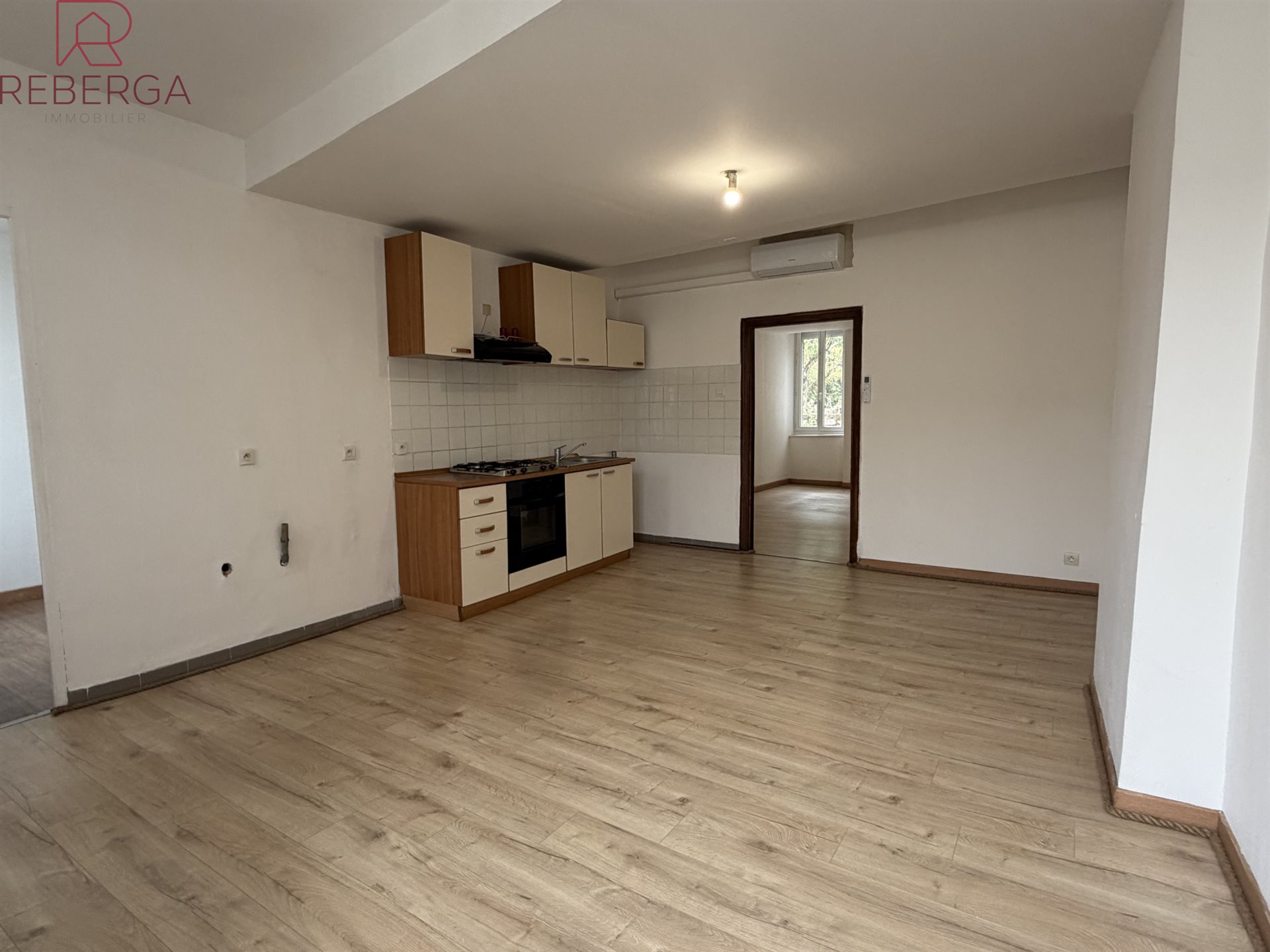 Appartement à louer, 70m², Saint-Amans-Soult