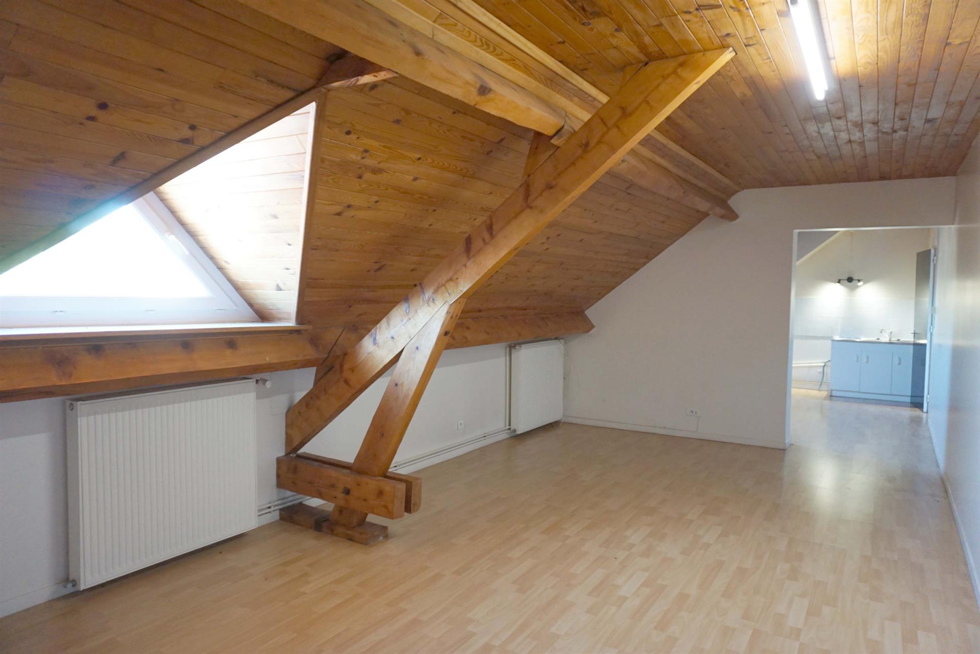 Appartement à vendre, 100m², Digoin