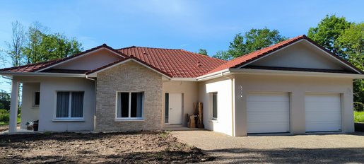 Maison 5 pièces 154 m² · à Saint-Yrieix-la-Perche · 154 m² · 577 000 €