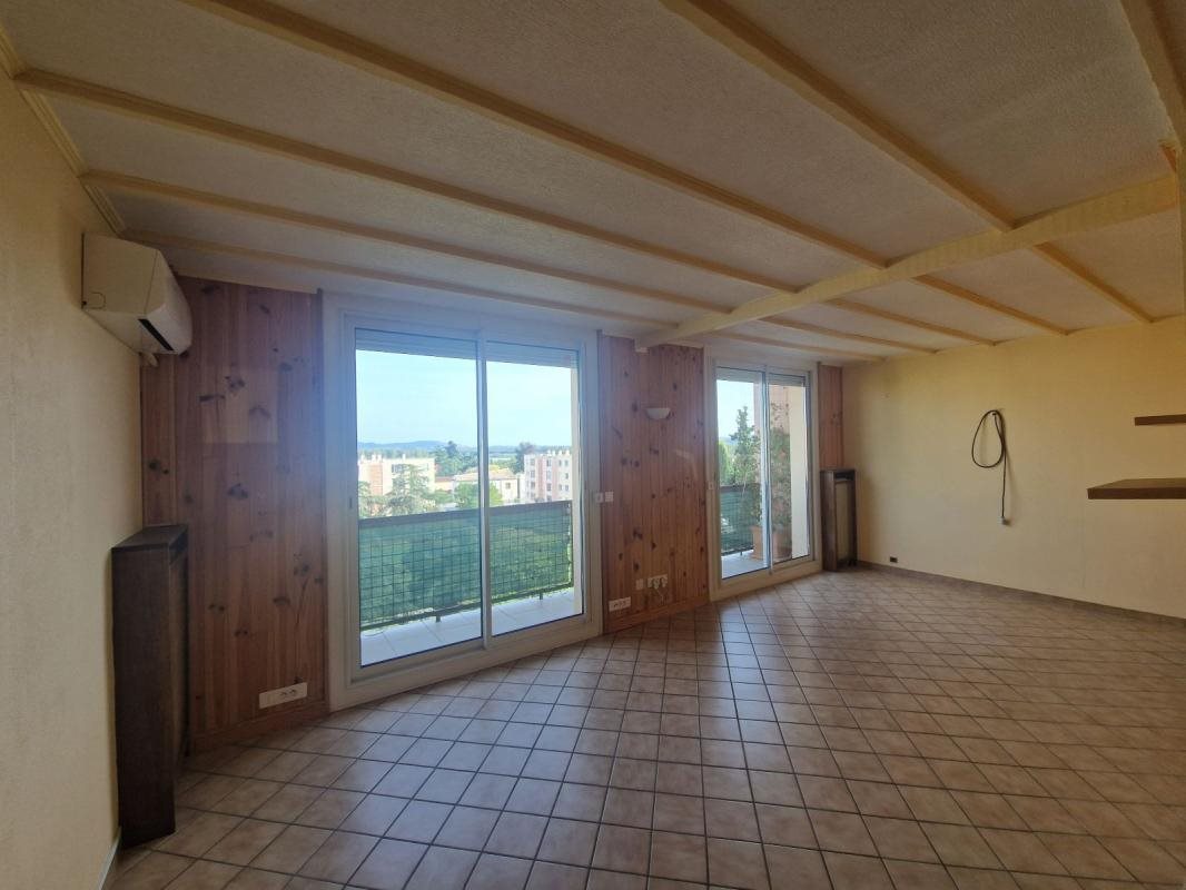 Appartement à louer, 66m², Pont-Saint-Esprit