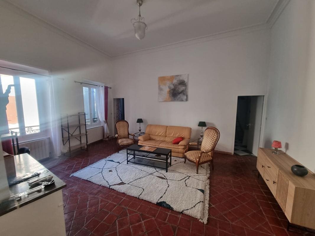Appartement à louer, 65m², Pont-Saint-Esprit