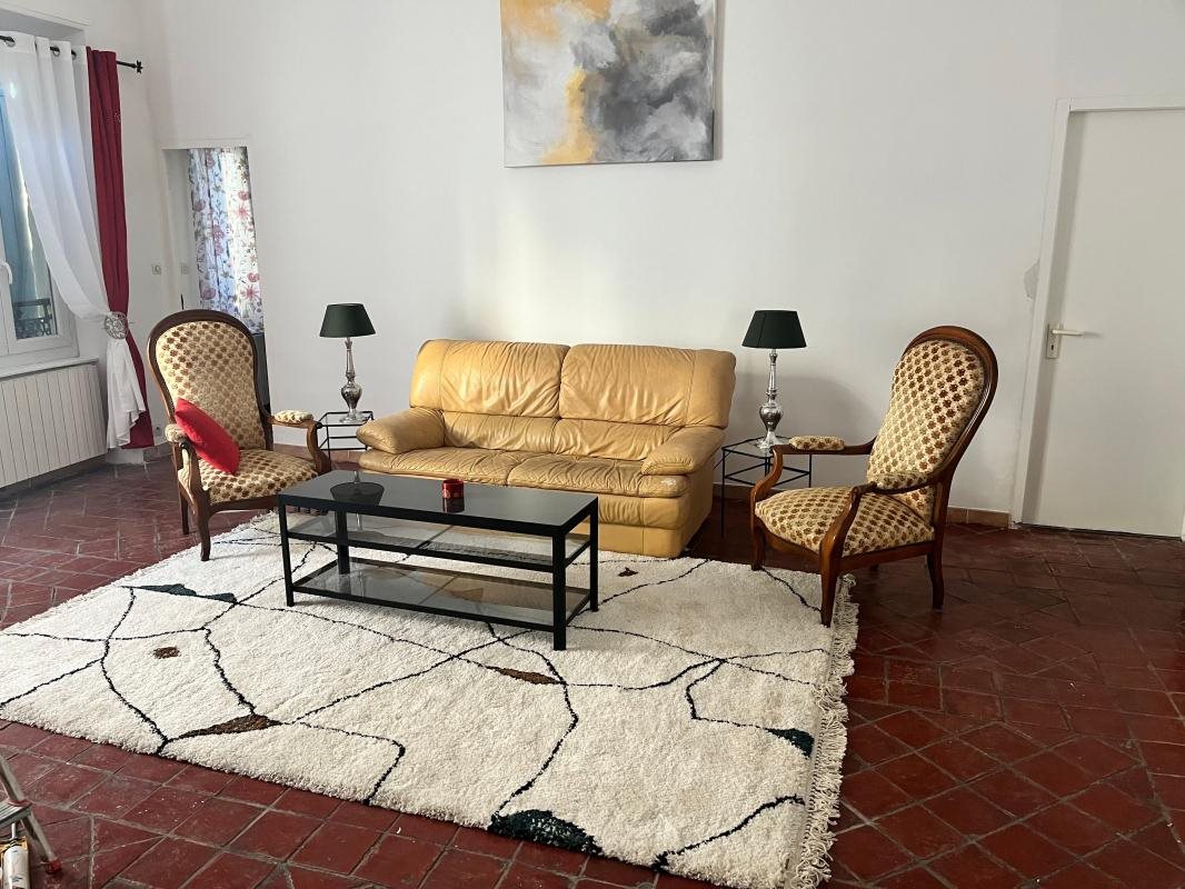 Appartement à louer, 65m², Pont-Saint-Esprit
