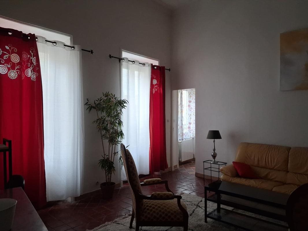 Appartement à louer, 65m², Pont-Saint-Esprit