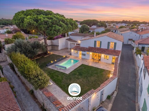 Maison 7 pièces 160 m² · à La Flotte · 160 m² · 1 890 000 €