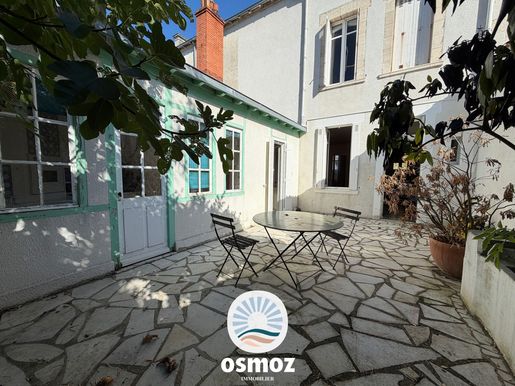 Maison 5 pièces 143 m² · à La Rochelle · 143 m² · 798 000 €