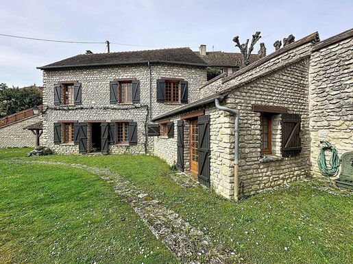 Maison 7 pièces 148 m² · à Jumeauville · 148 m² · 480 000 €