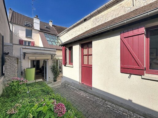 Maison 6 pièces 125 m² · à Feucherolles · 125 m² · 562 500 €