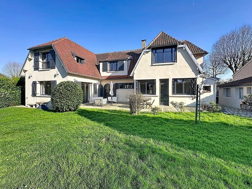 Maison 6 pièces 272 m² · à Saint-Nom-la-Bretèche · 272 m² · 1 278 000 €