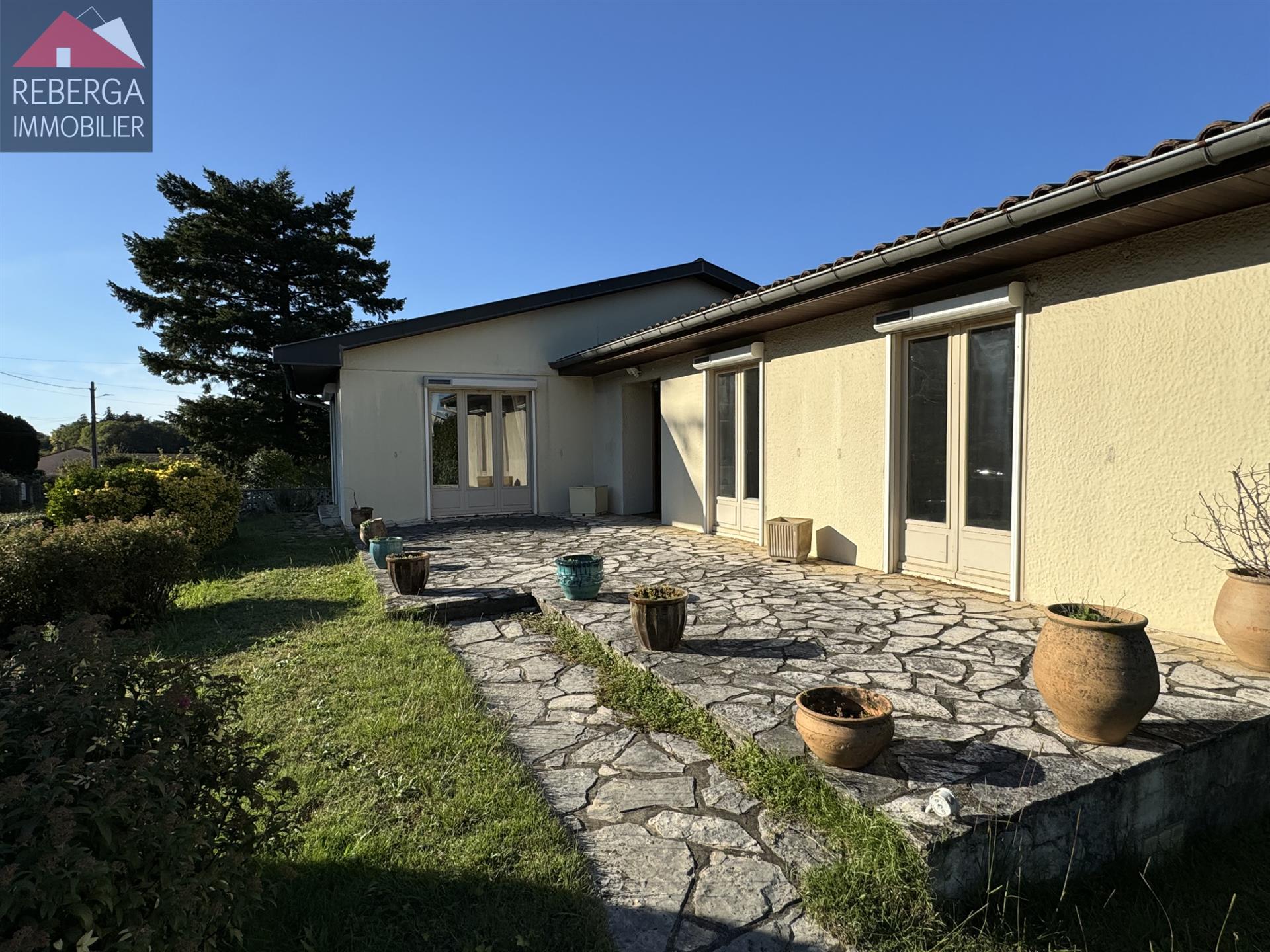 Maison à vendre, 137m², Aussillon