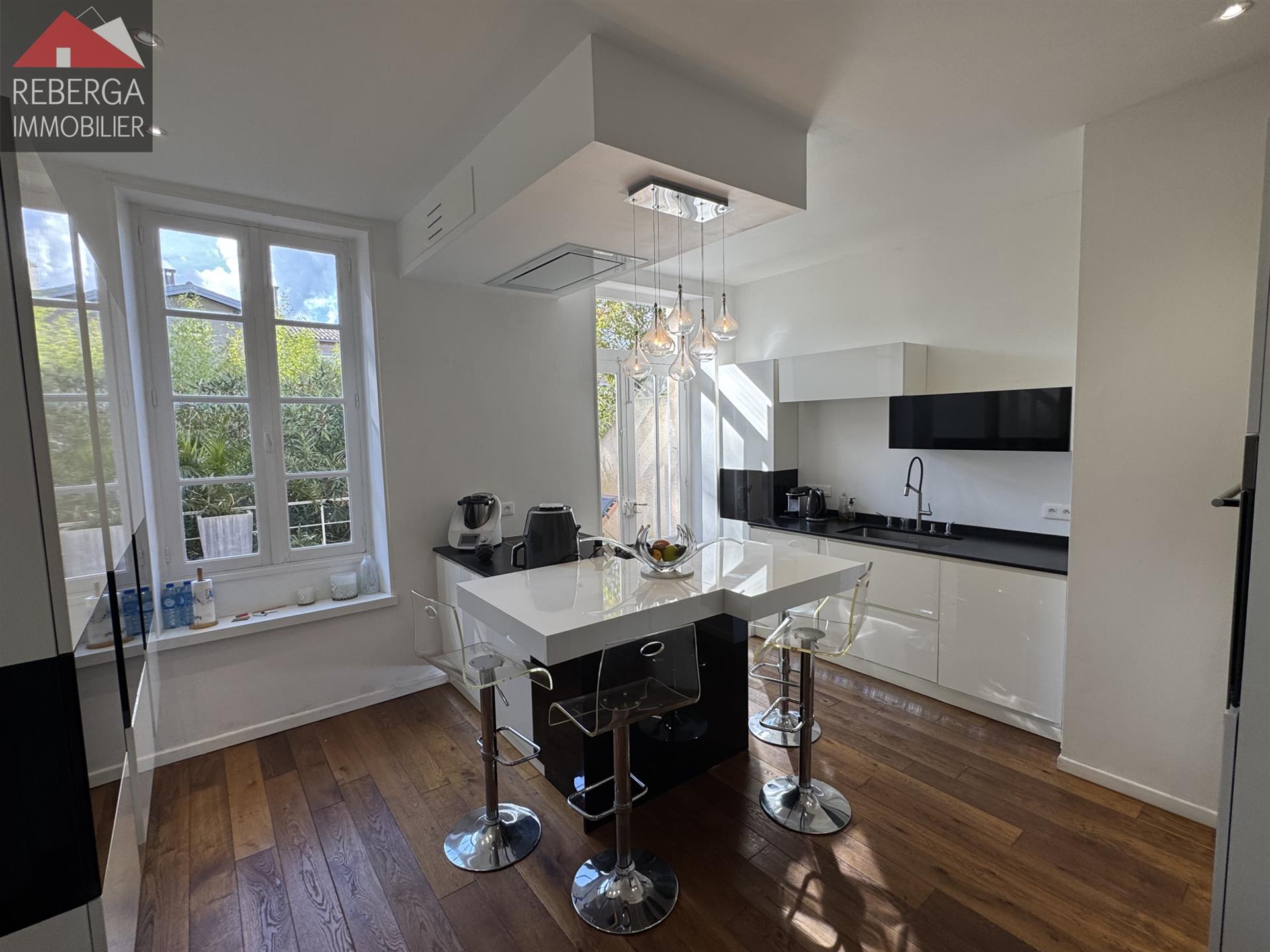 Maison à vendre, 331m², Mazamet