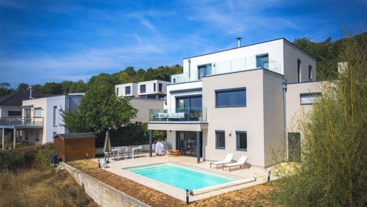 Maison 8 pièces 217 m² · à Besançon · 217 m² · 620 000 €