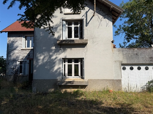 Maison 6 pièces 97 m² · à Besançon · 97 m² · 210 000 €