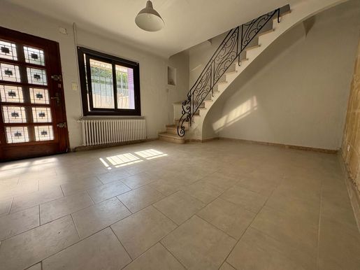 Maison 3 pièces 107 m² · à Arles · 107 m² · 217 000 €