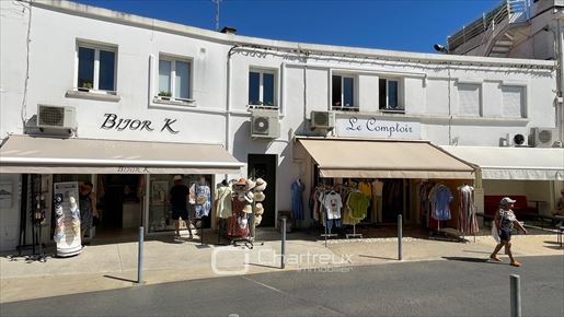 Immeuble 4 pièces 82 m² · à Saint-Palais-sur-Mer · 82 m² · 595 000 €