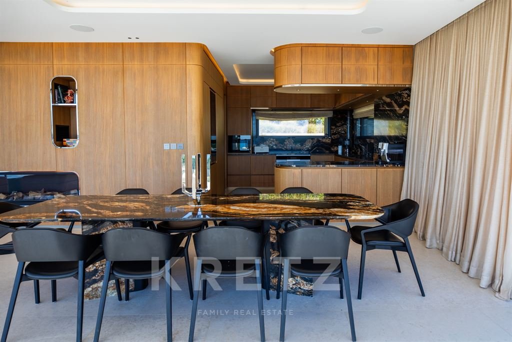 Maison à vendre, 600m², Sainte-Lucie de Porto-Vecchio