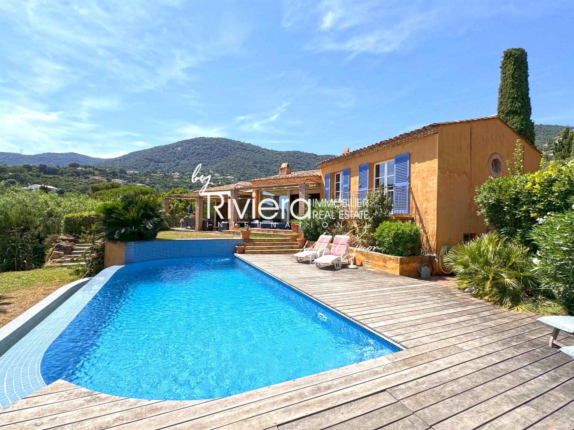 Maison à vendre, 185m², Cavalaire-sur-Mer