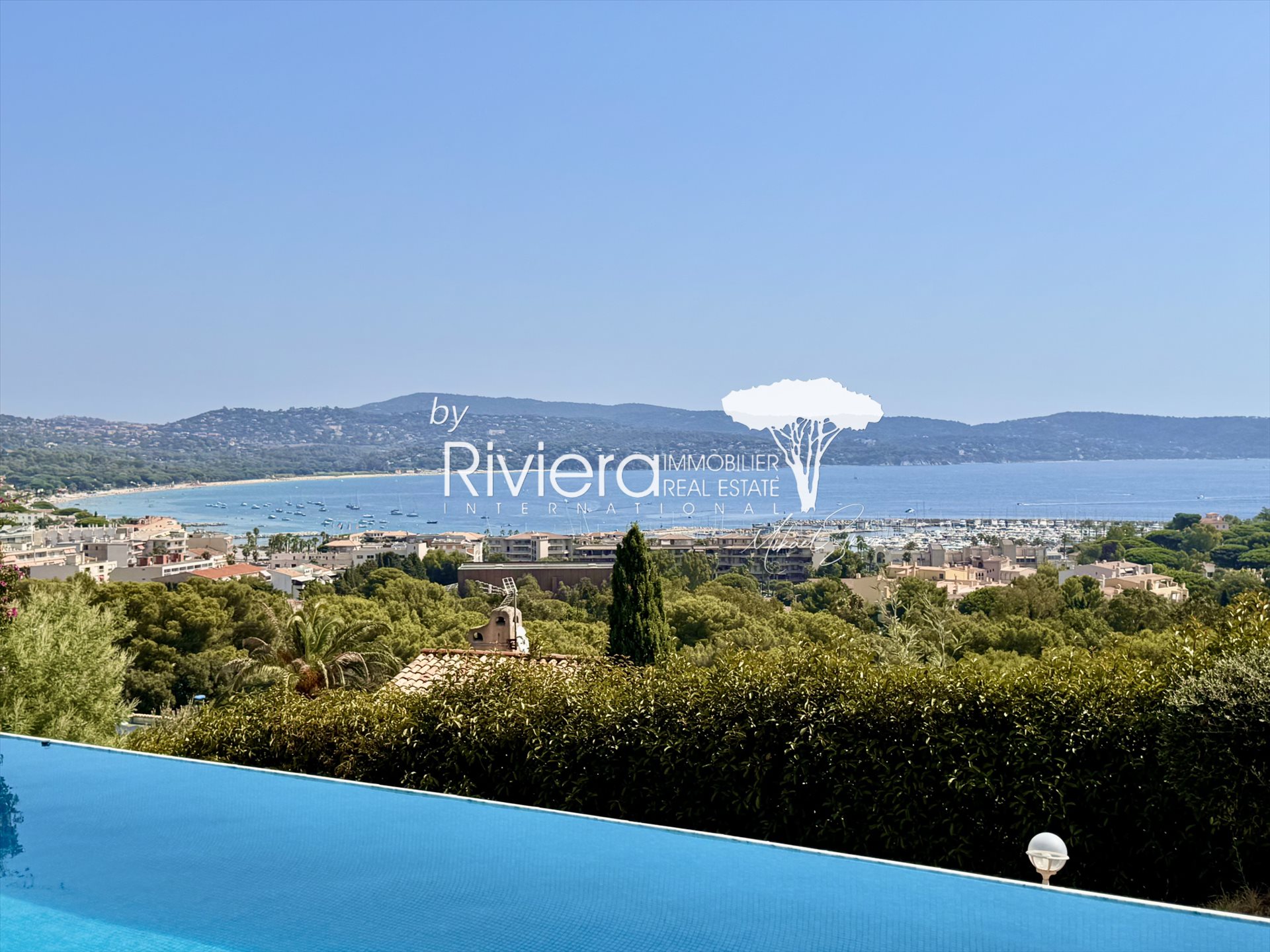 Maison à vendre, 207m², Cavalaire-sur-Mer