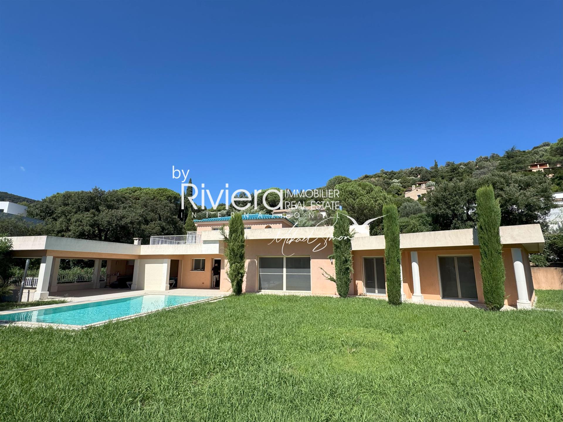 Maison à vendre, 297m², Cavalaire-sur-Mer