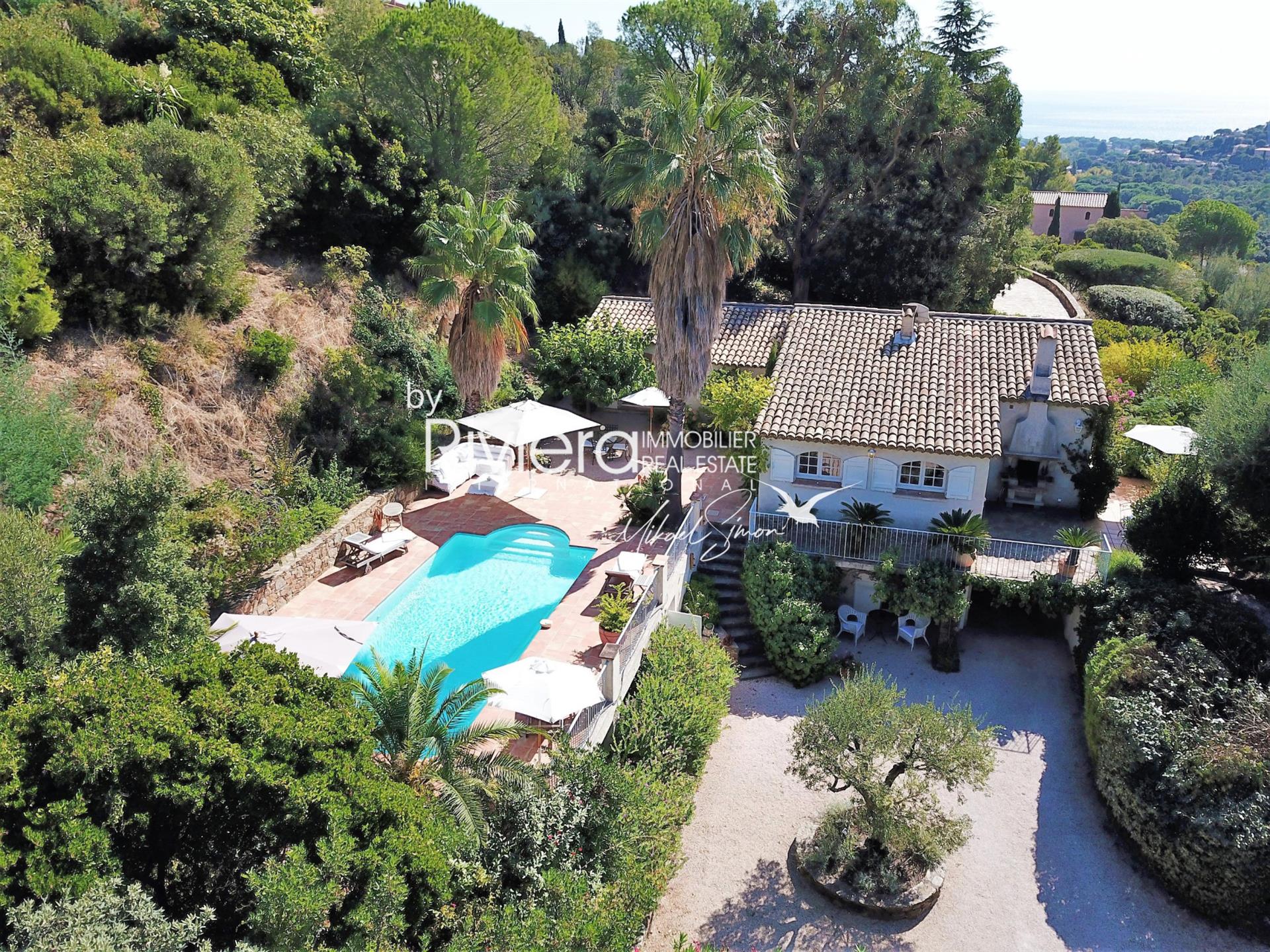 Maison à vendre, 178m², Cavalaire-sur-Mer