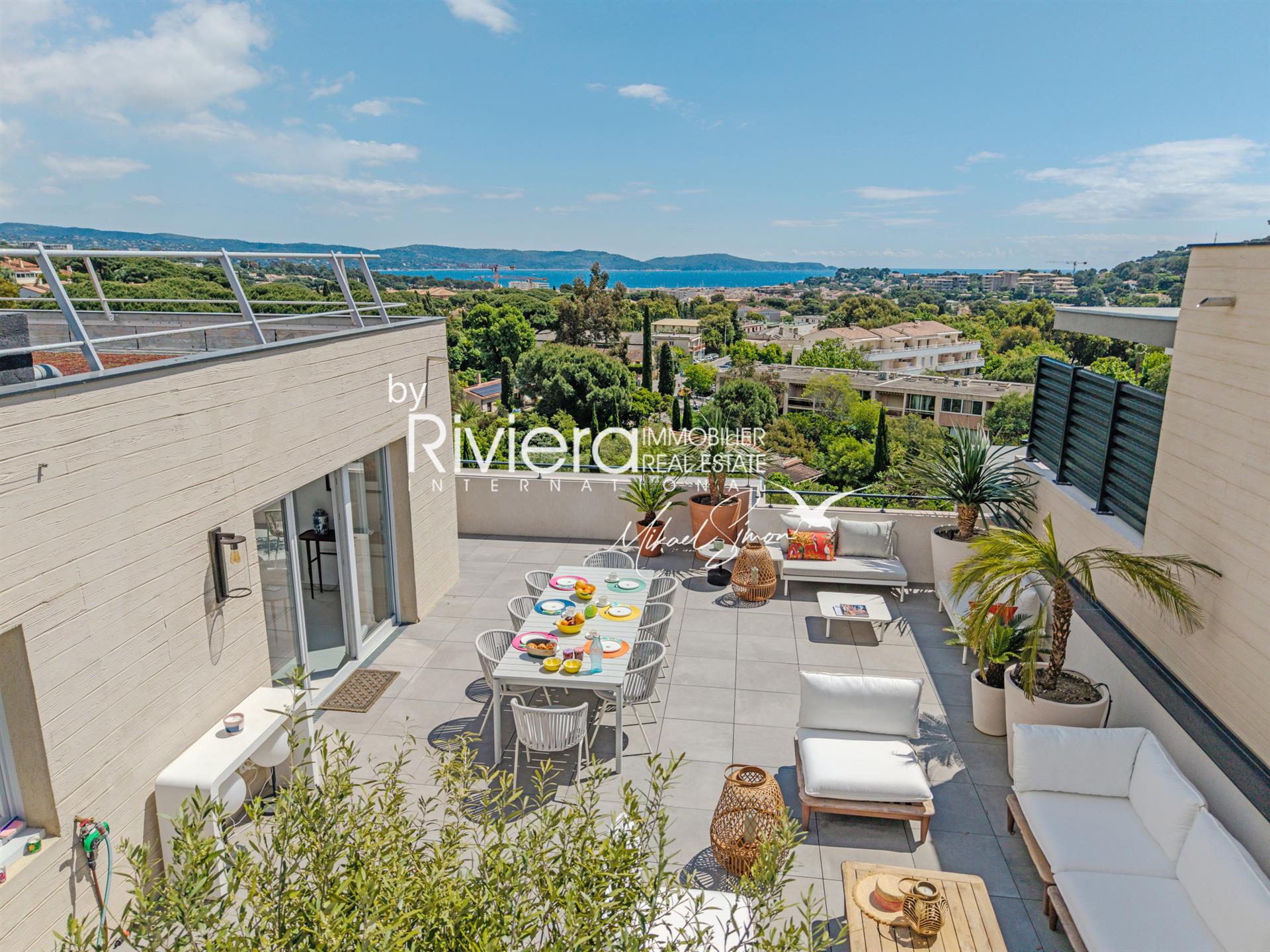 Appartement à vendre, 135m², Cavalaire-sur-Mer