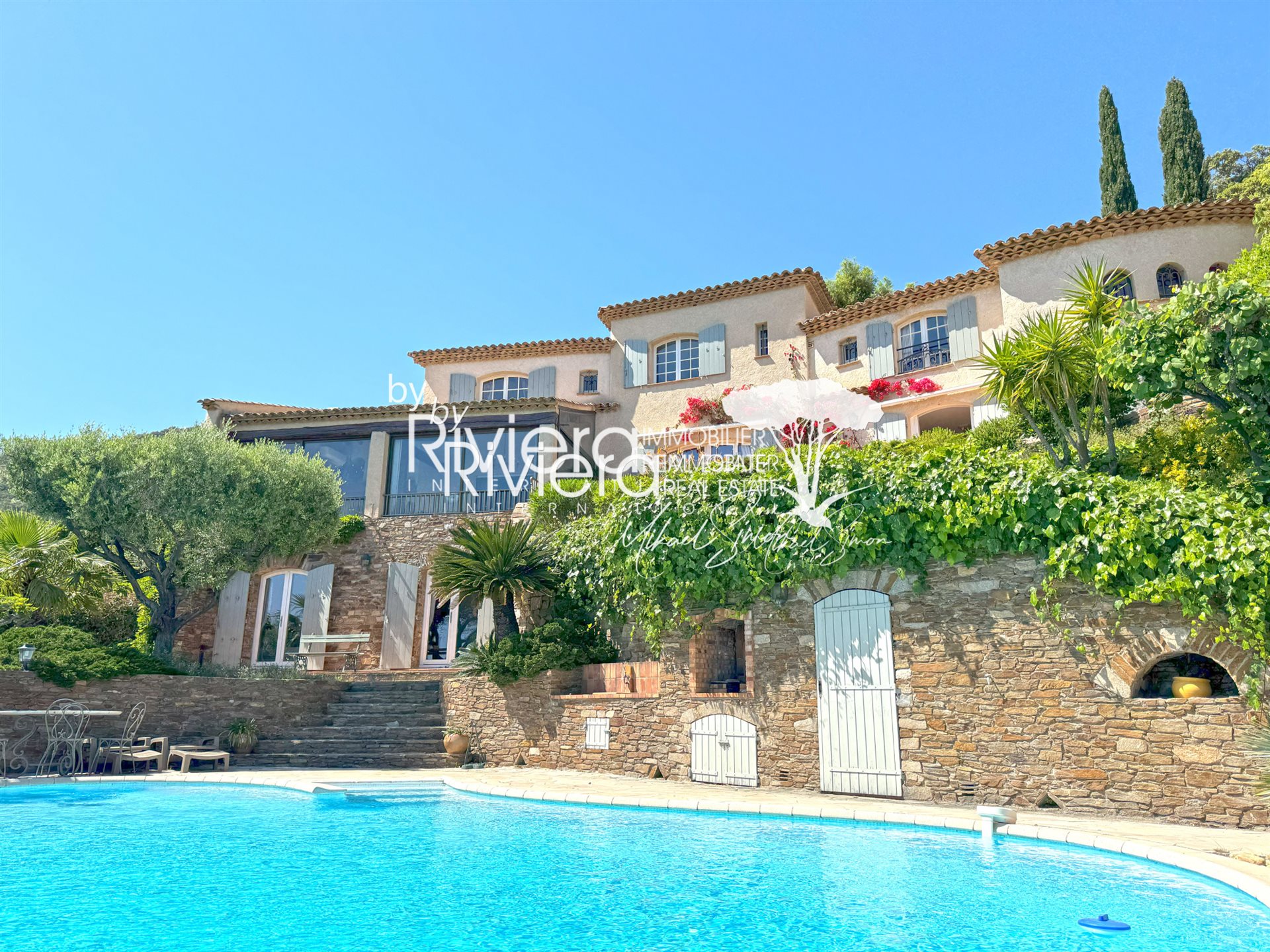 Maison à vendre, 241m², Cavalaire-sur-Mer