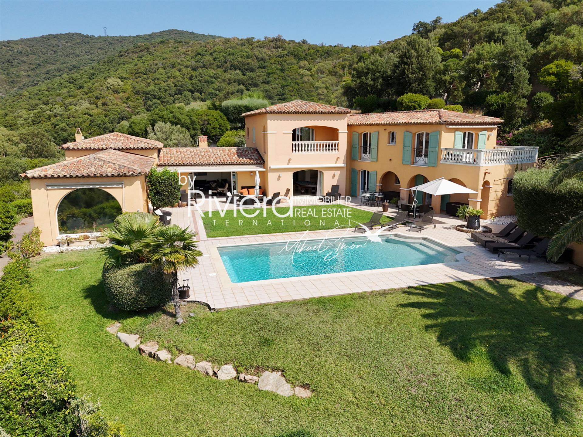 Maison à vendre, 495m², Cavalaire-sur-Mer