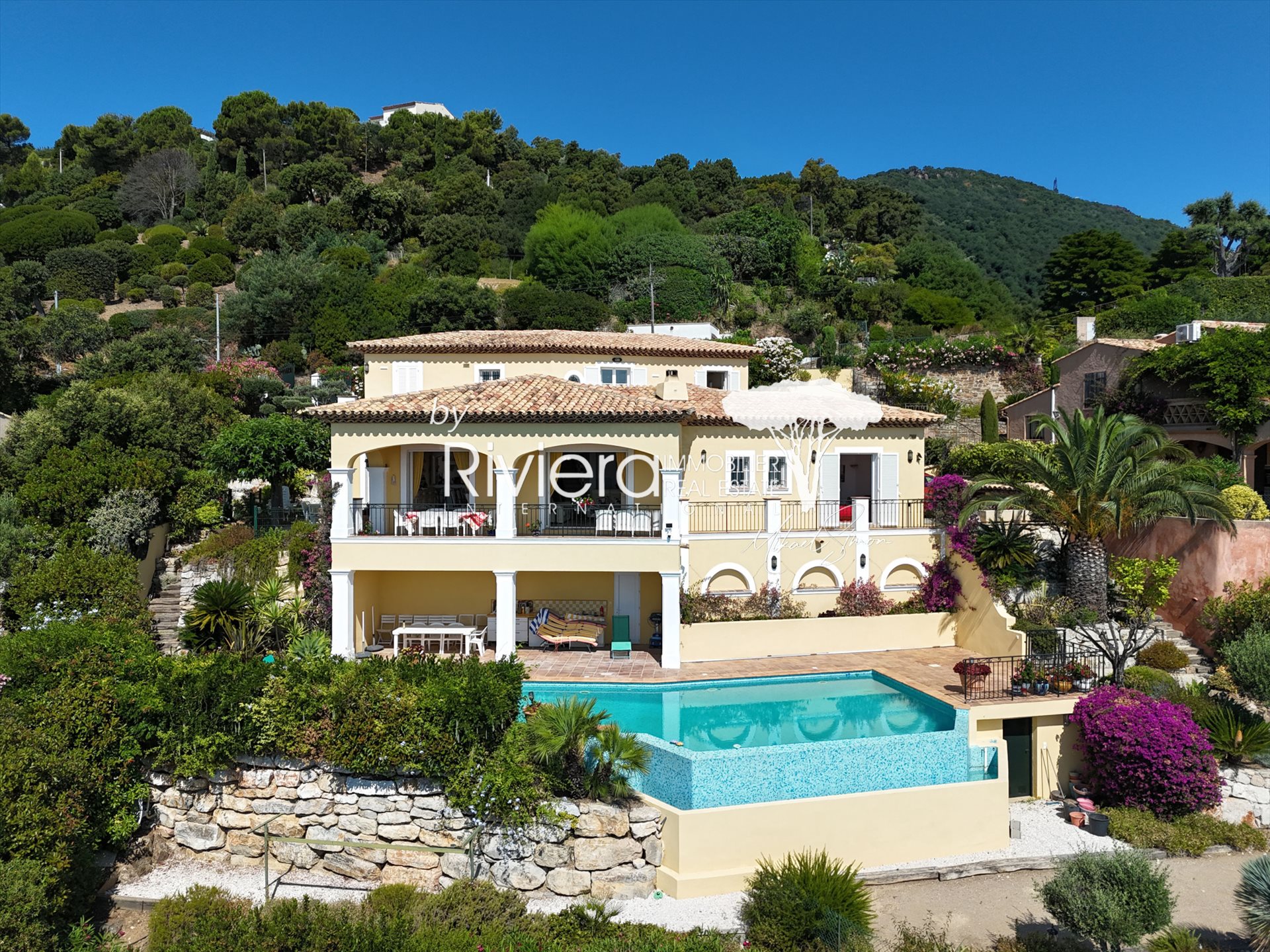Maison à vendre, 207m², Cavalaire-sur-Mer