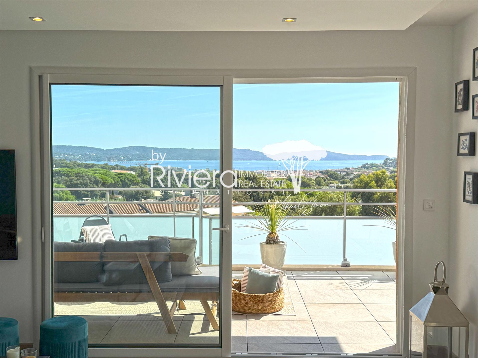 Appartement à vendre, 147m², Cavalaire-sur-Mer