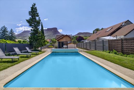 Maison 5 pièces 134 m² · à Porte-de-Savoie · 134 m² · 559 000 €