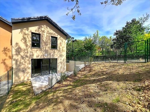 Maison 5 pièces 96 m² · à La Ravoire · 96 m² · 425 000 €